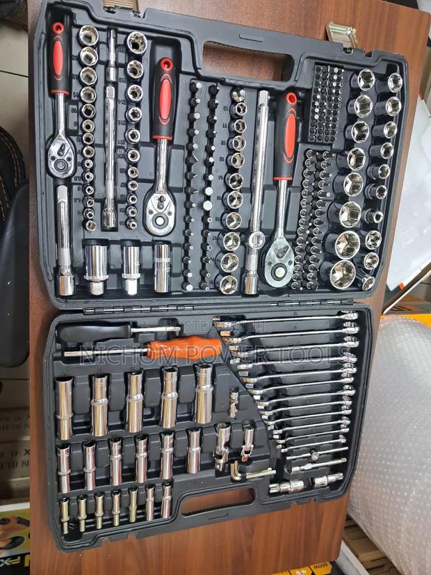 216pcs Chrome Vanandim Socket Wrench Set - main view