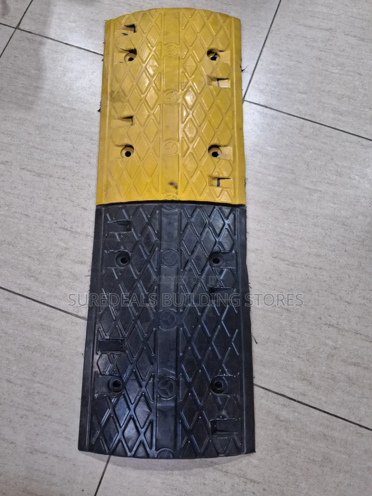 Reflective Rubber Speed Bump