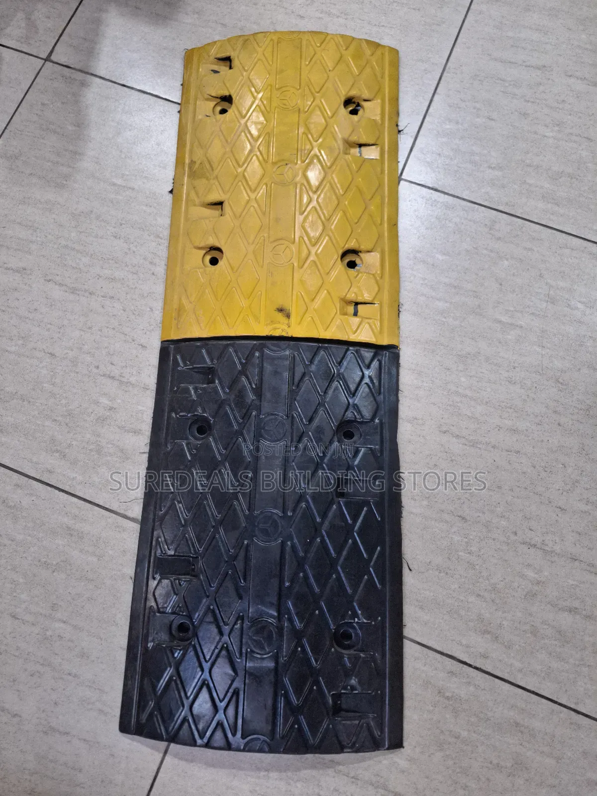 Reflective Rubber Speed Bump