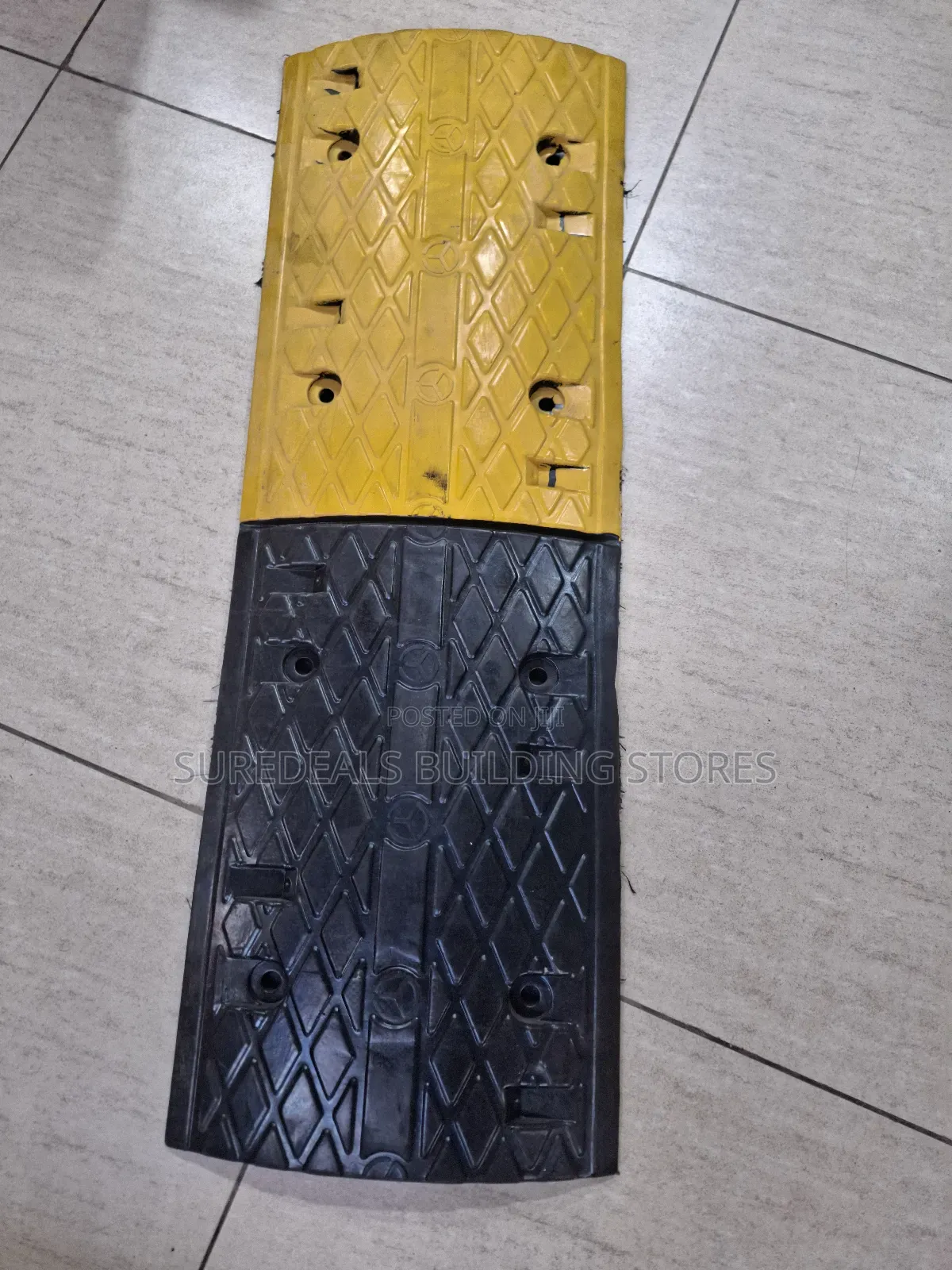 Reflective Rubber Speed Bump