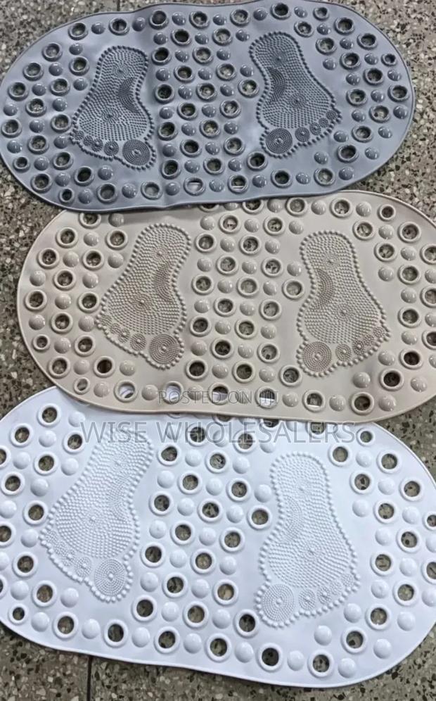 Bathroom Antislip Mat With Footprints* - 