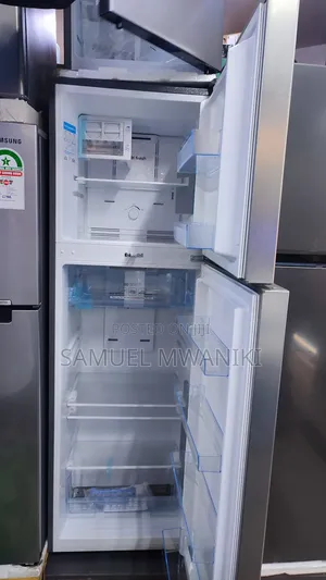Ramtons 243 Litres Double Door No Frost Fridge Silver Rf/317