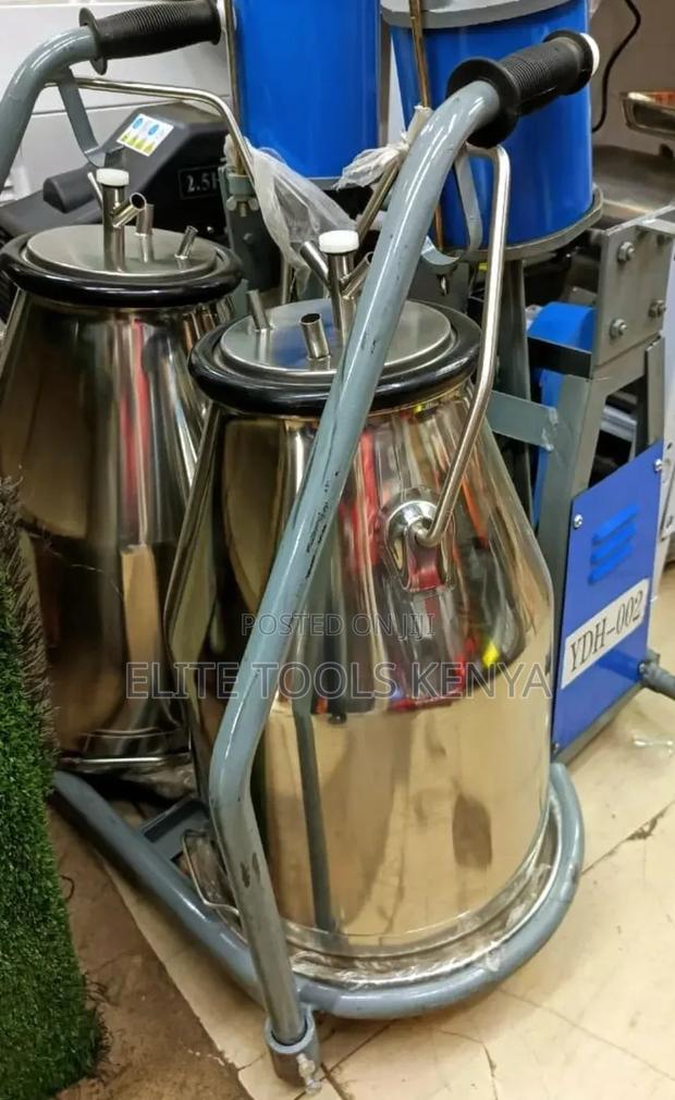 Milano Double Milking Bucket - main view