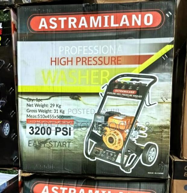Astramilano Petrol High Pressure Washer Machine 3200psi at 2mm - main view
