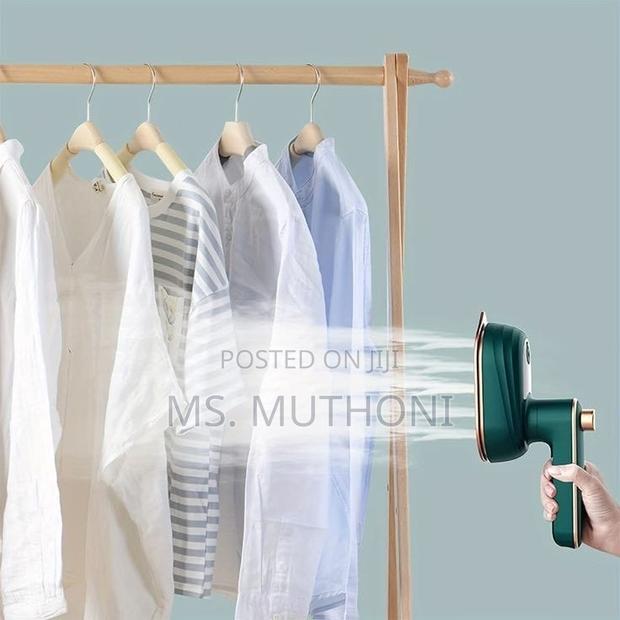 Rotating Handle 38W Mini Electric Iron Box With Water Spray - thumbnail 8