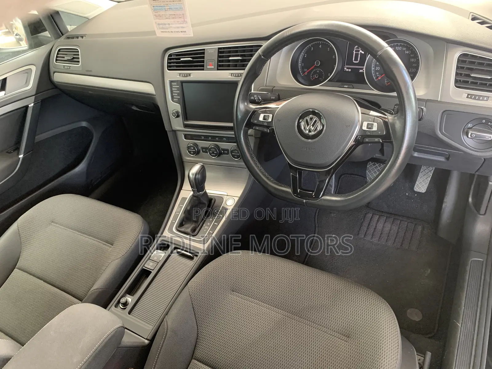 Volkswagen Golf Variant 2017 Matt Black