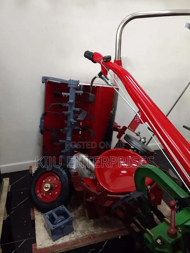 Jd Engine in a Walking Tractor - main view