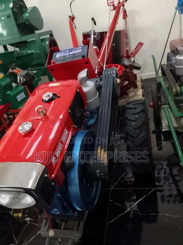 Jd Engine in a Walking Tractor - thumbnail 4