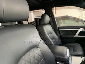 Toyota Land Cruiser 4.6 V8 ZX 2017 Matt Black