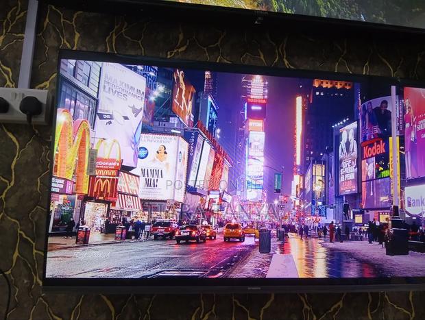 Skyworth 50" Smart Android Frameless Tv - main view