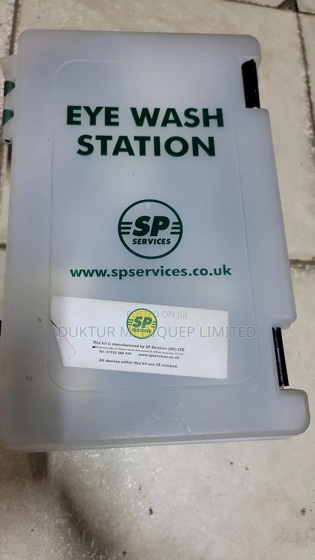 Emergency Eye Wash Pack UK - thumbnail 3