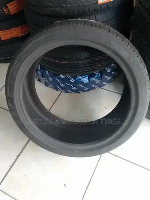 225/40 R18 Boto Tyres