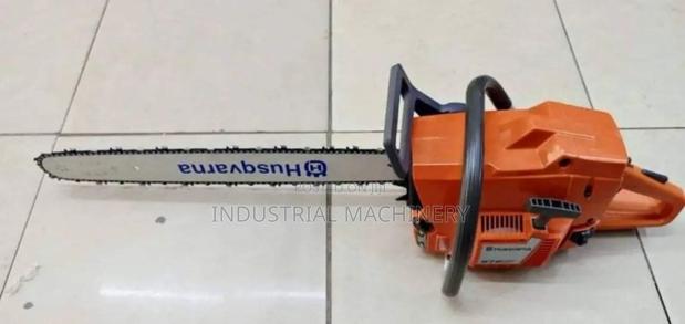 Power Saw Husquavana 272xp Machine > Heavy Duty. - main view
