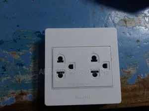 Shaver Socket Shaver Socket