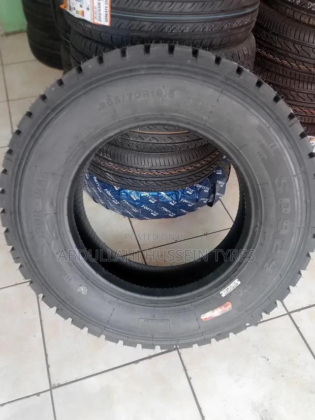 265/70 R19.5 Sportrak Tyres - thumbnail 3