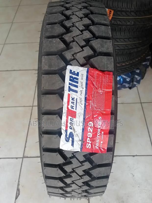 265/70 R19.5 Sportrak Tyres