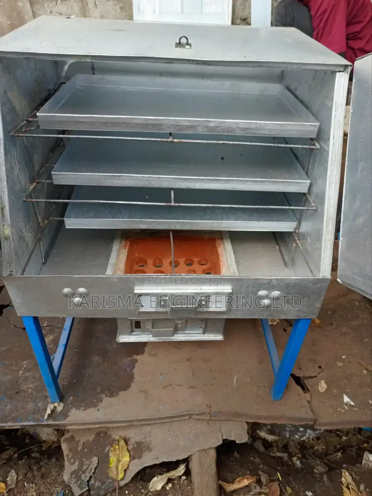 Modern Oven