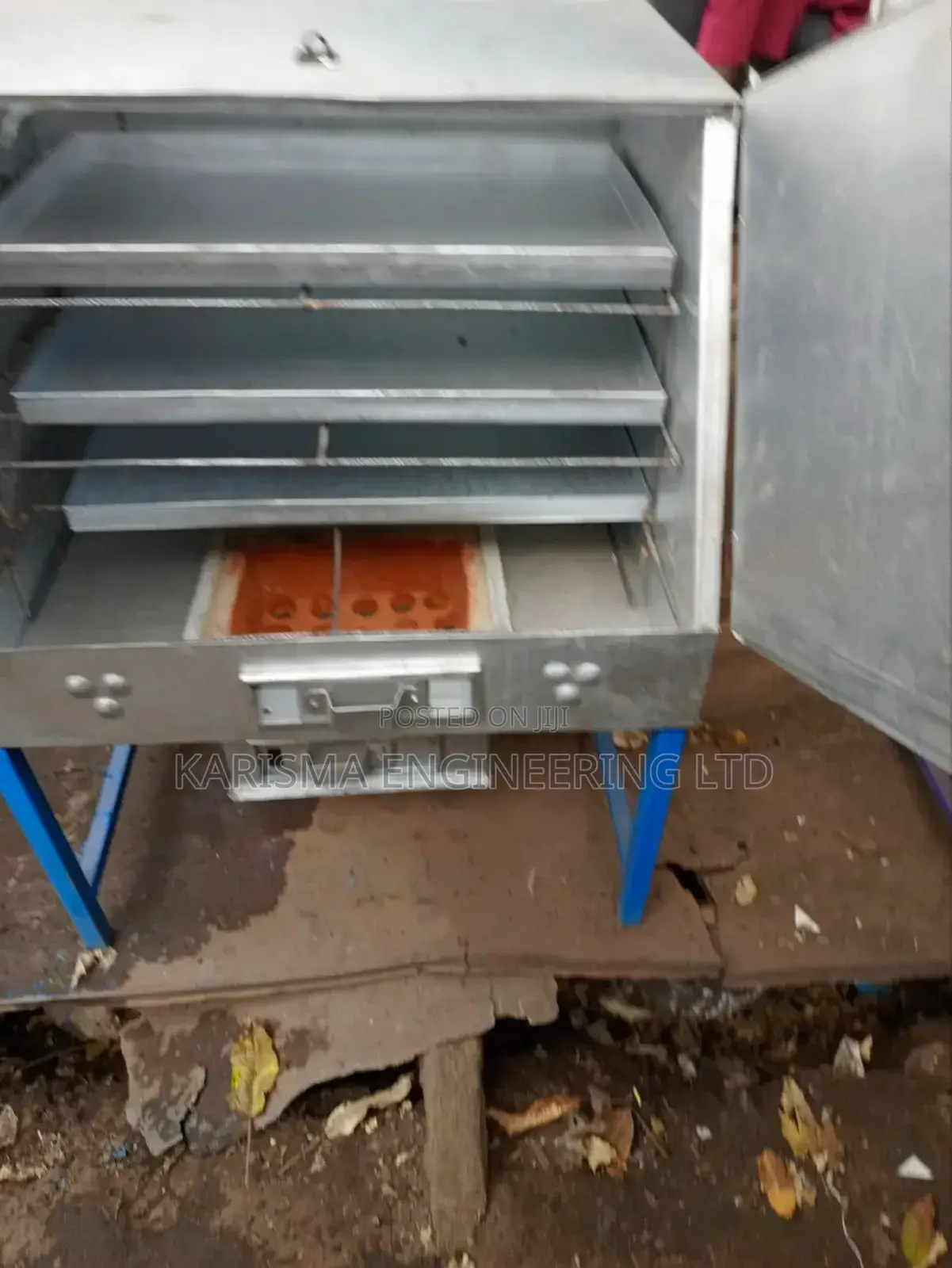 Modern Oven