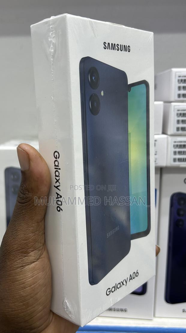 New Samsung Galaxy A06 64 GB Black - thumbnail 3