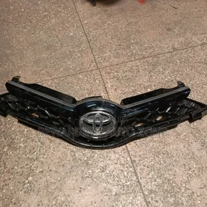 Auris 2017 Sport Grille.