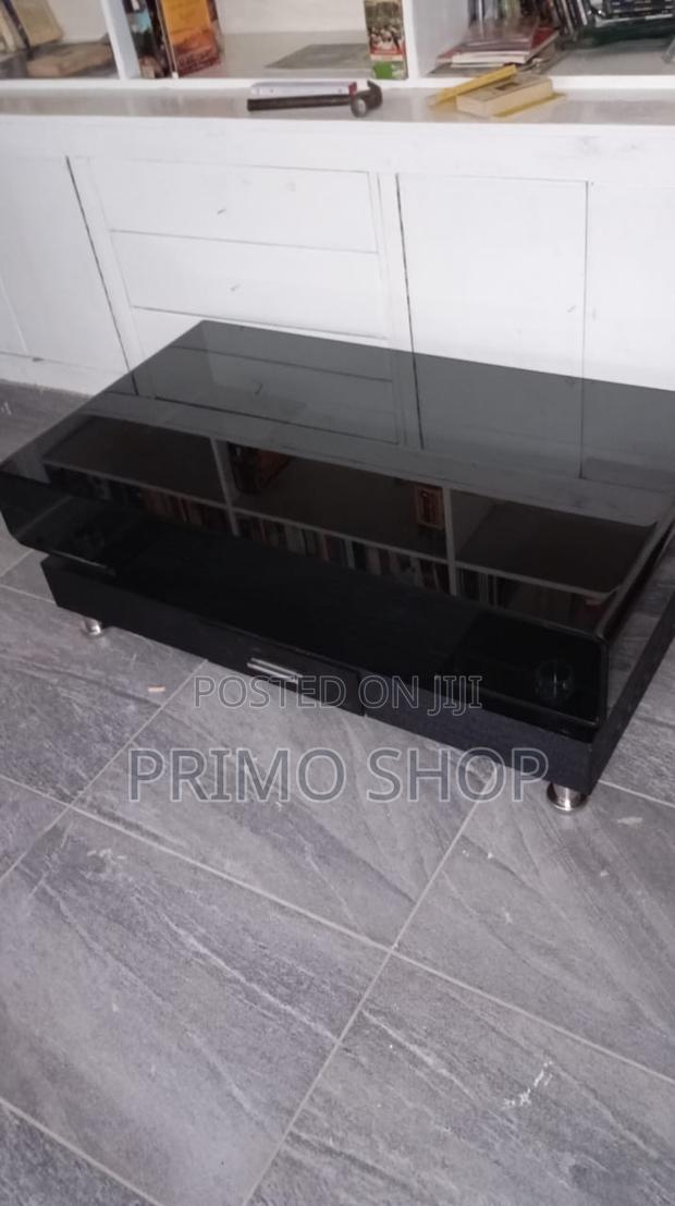 Curved Black Glass Coffee Table, Modern Home Coffee Table - thumbnail 3