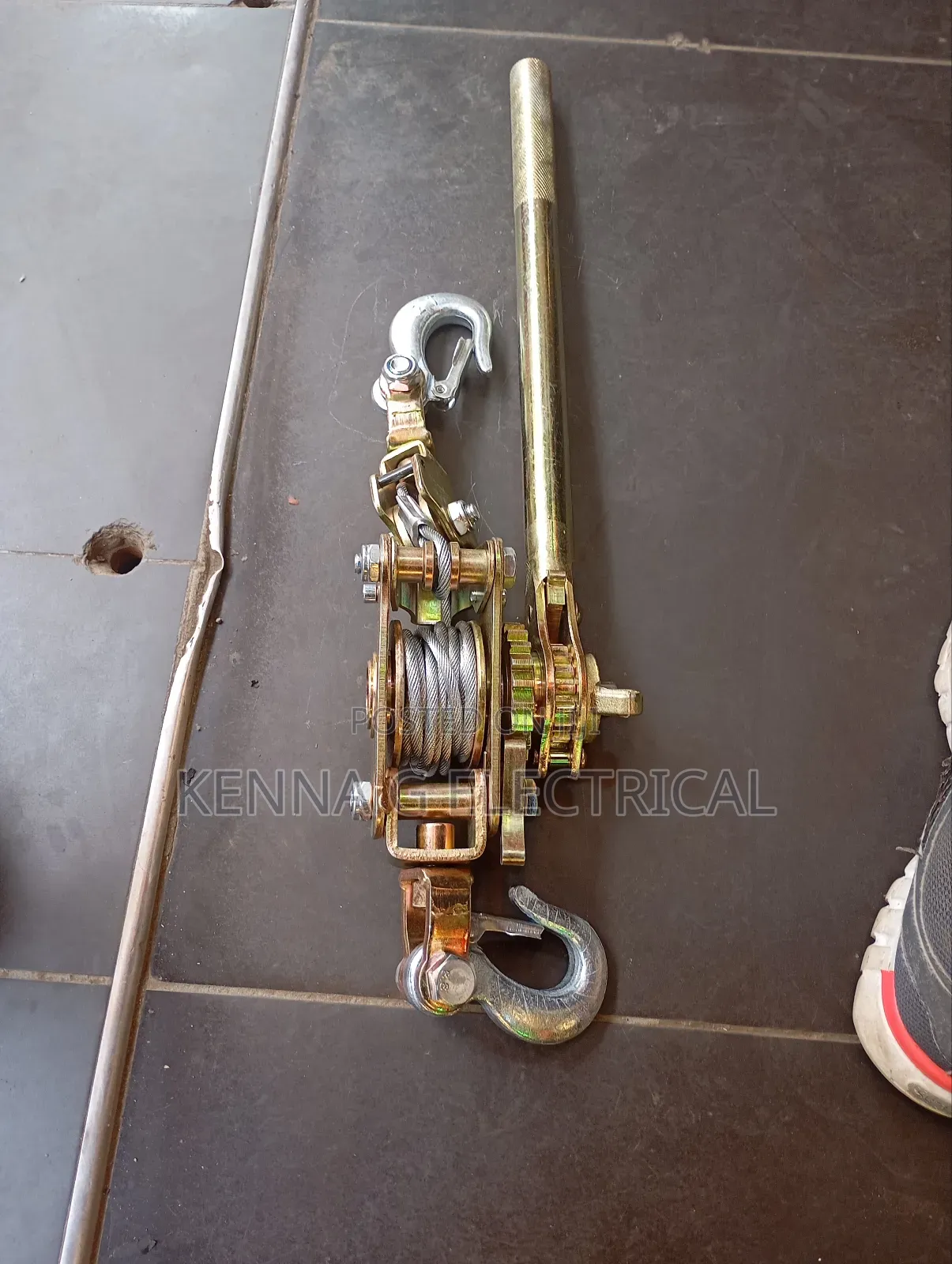 2ton Heavy Duty 2hook Steel Cable Ratchet Puller
