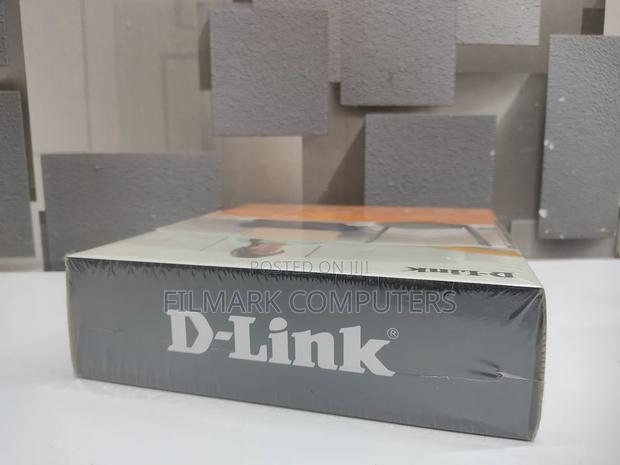D-Link DIR-612 Wireless N300 Router - thumbnail 2