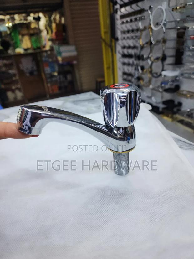 Classy Basin Knob Pillar Tap