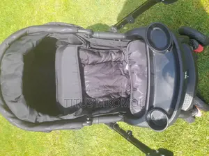 High-Quality Baby Stroller for Sale - Excellent Condition!