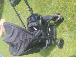 High-Quality Baby Stroller for Sale - Excellent Condition!