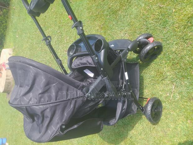 High-Quality Baby Stroller for Sale - Excellent Condition! - thumbnail 4
