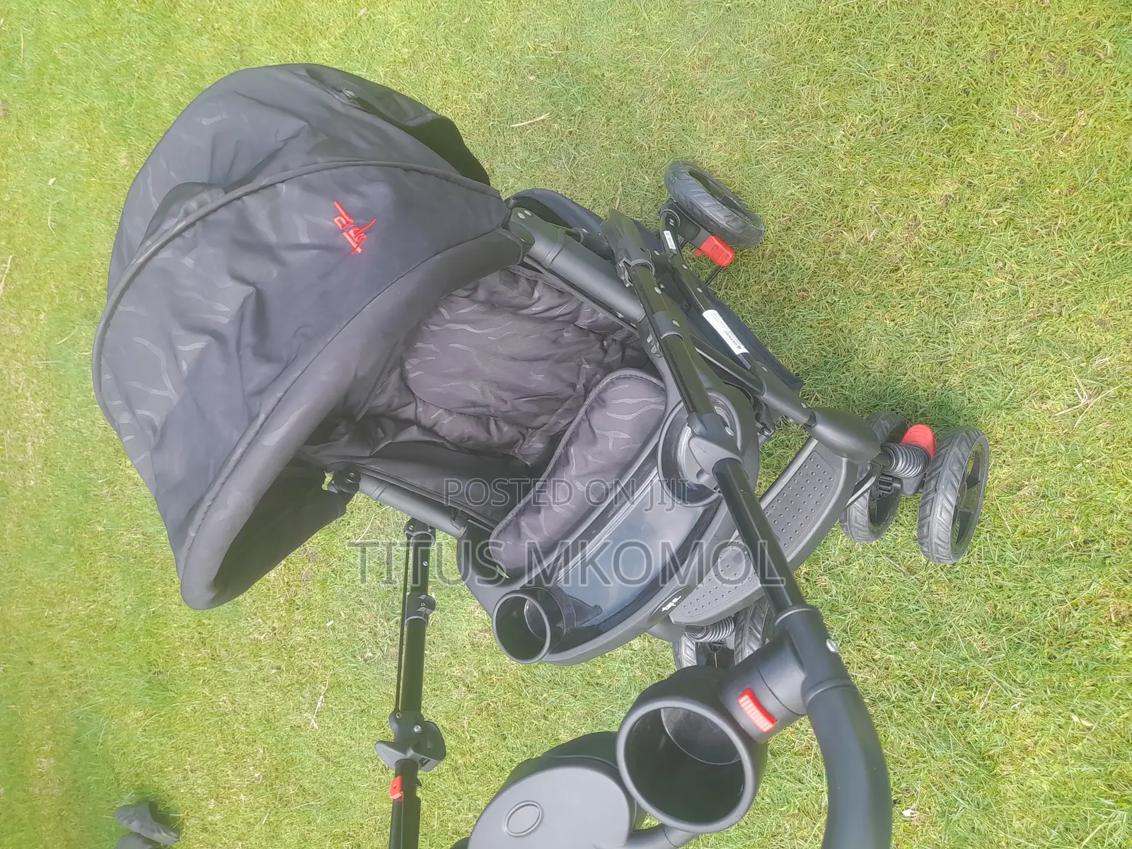 High-Quality Baby Stroller for Sale - Excellent Condition!