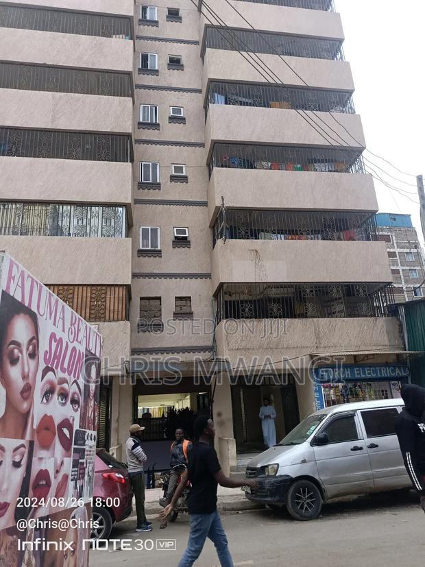 2bdrm Block of Flats in Eastleigh Street for sale - thumbnail 7