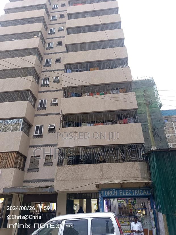 2bdrm Block of Flats in Eastleigh Street for sale - thumbnail 3
