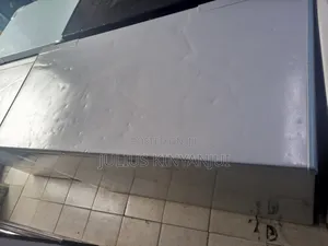 4,1/2 Feet Long Deep Freezer