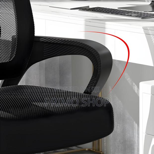 Elegant Black Midback Mesh Task Chair With Adjustable Height - thumbnail 6