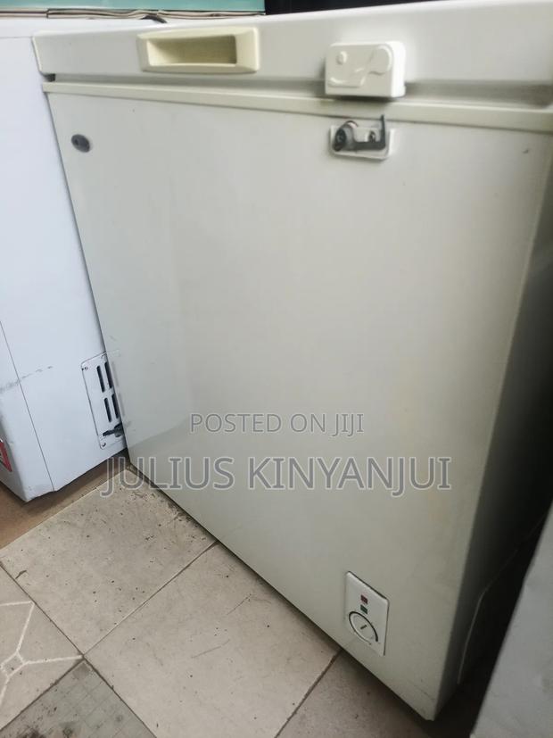 Medium Size Freezer 3feet - main view