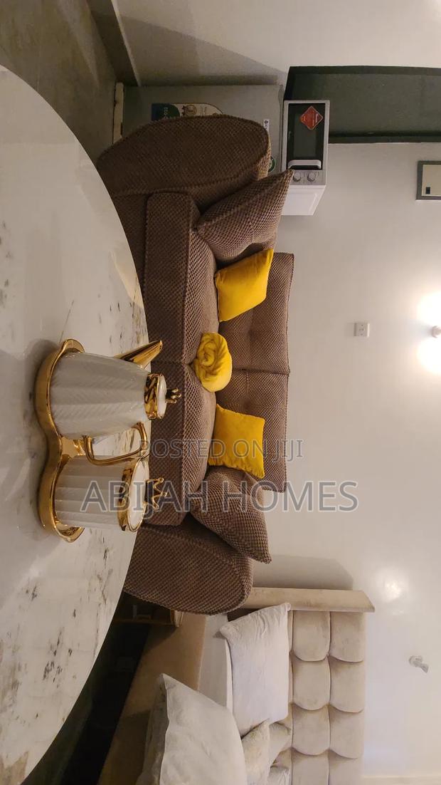 Luxury Studio Roysambu Airbnb - thumbnail 3