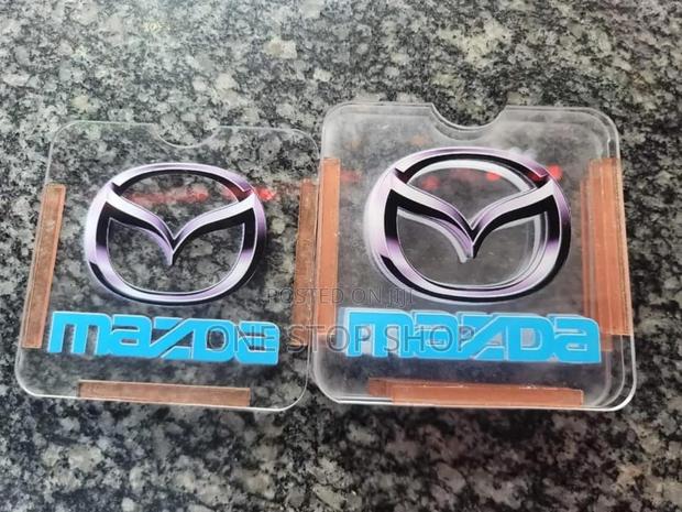 Mazda Cars Insurance Pocket Windscreen Mounts - main view