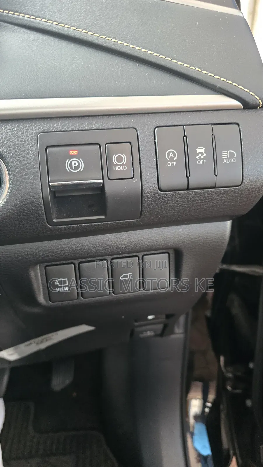 Toyota Harrier 2.0 4WD 2018 Black
