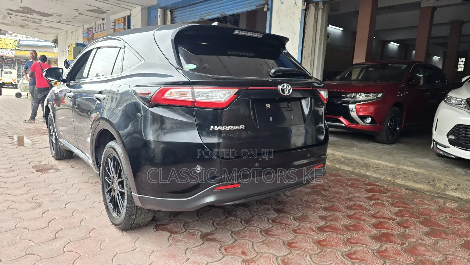 Toyota Harrier 2.0 4WD 2018 Black