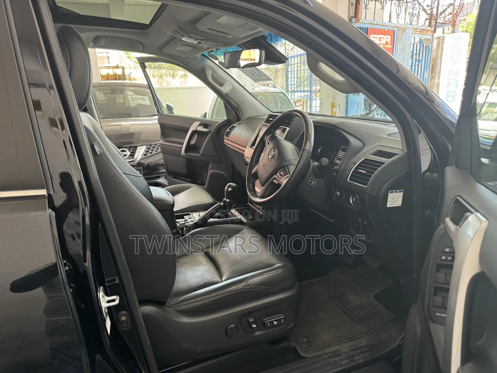 Toyota Land Cruiser Prado 2.8 2018 Black