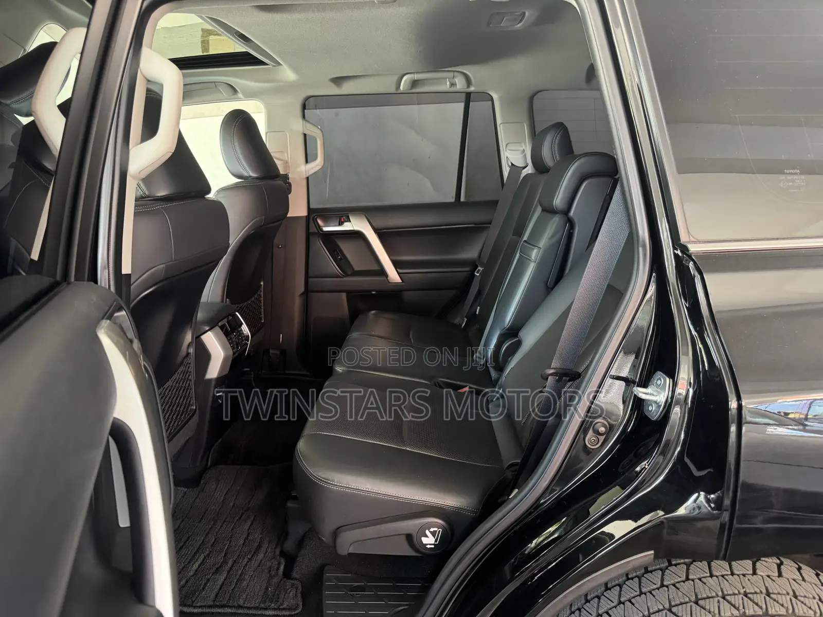 Toyota Land Cruiser Prado 2.8 2018 Black