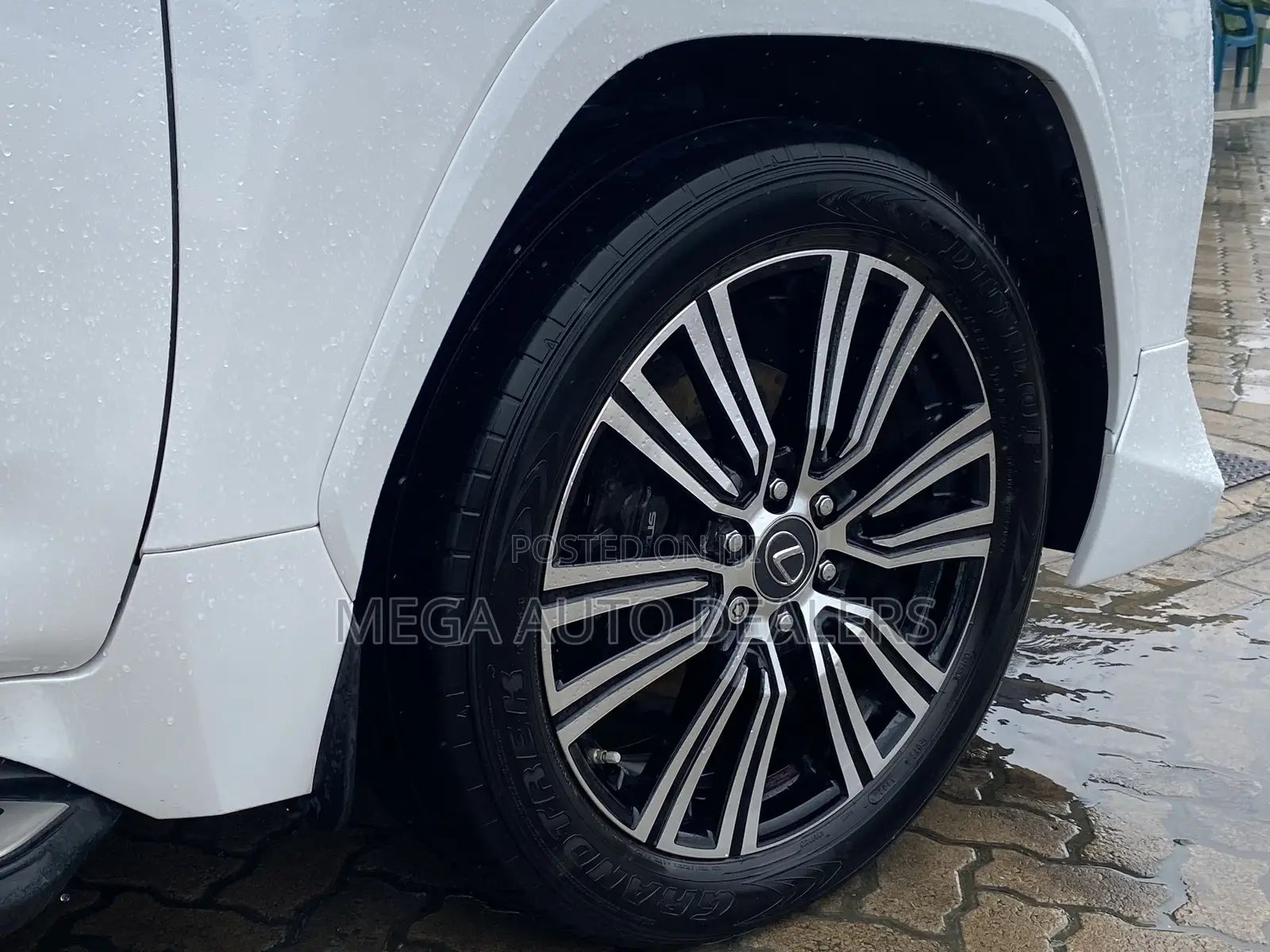 Lexus LX 2022 White