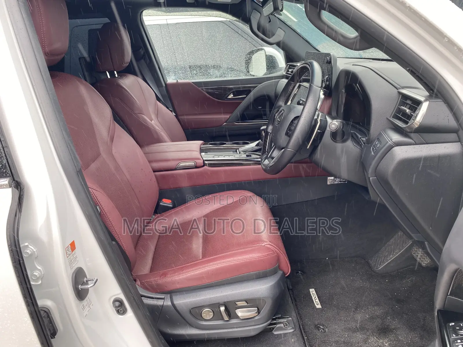 Lexus LX 2022 White