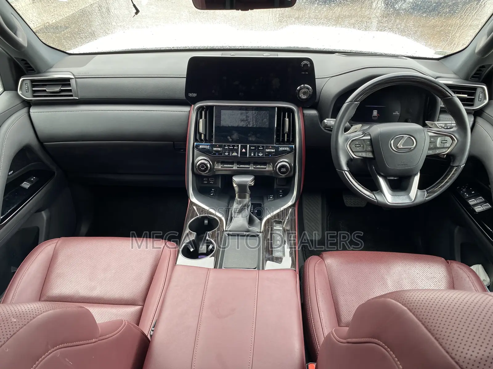 Lexus LX 2022 White