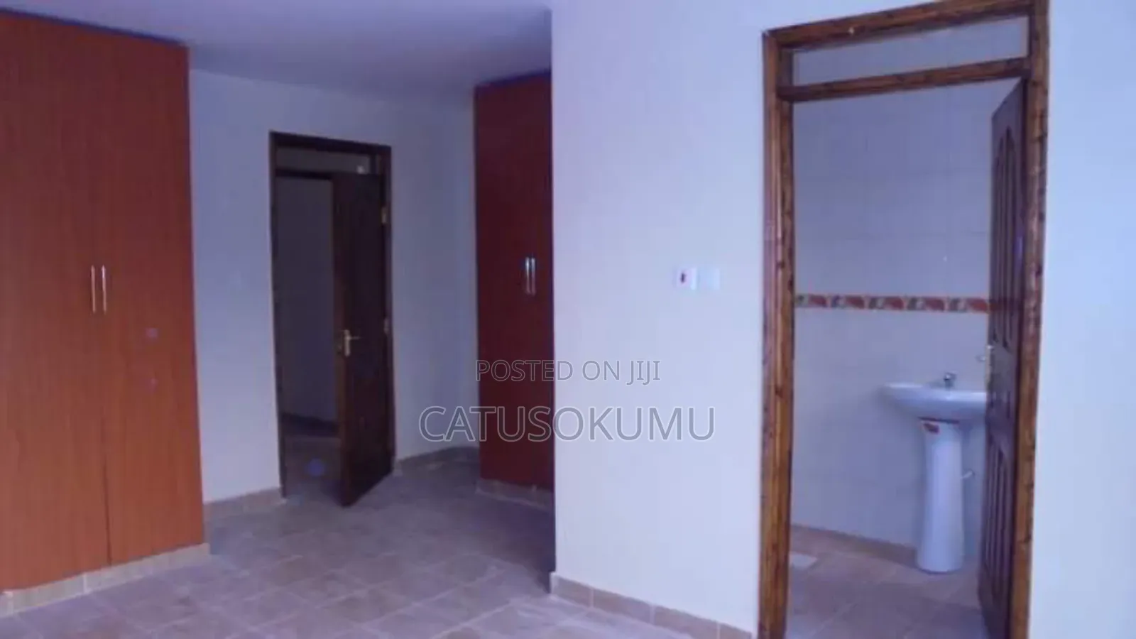 Mini Flat in Gateway Mall Area for rent