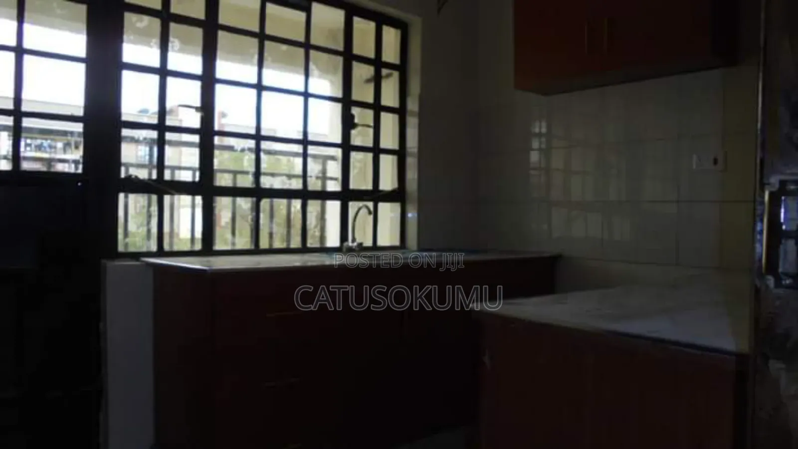 Mini Flat in Gateway Mall Area for rent