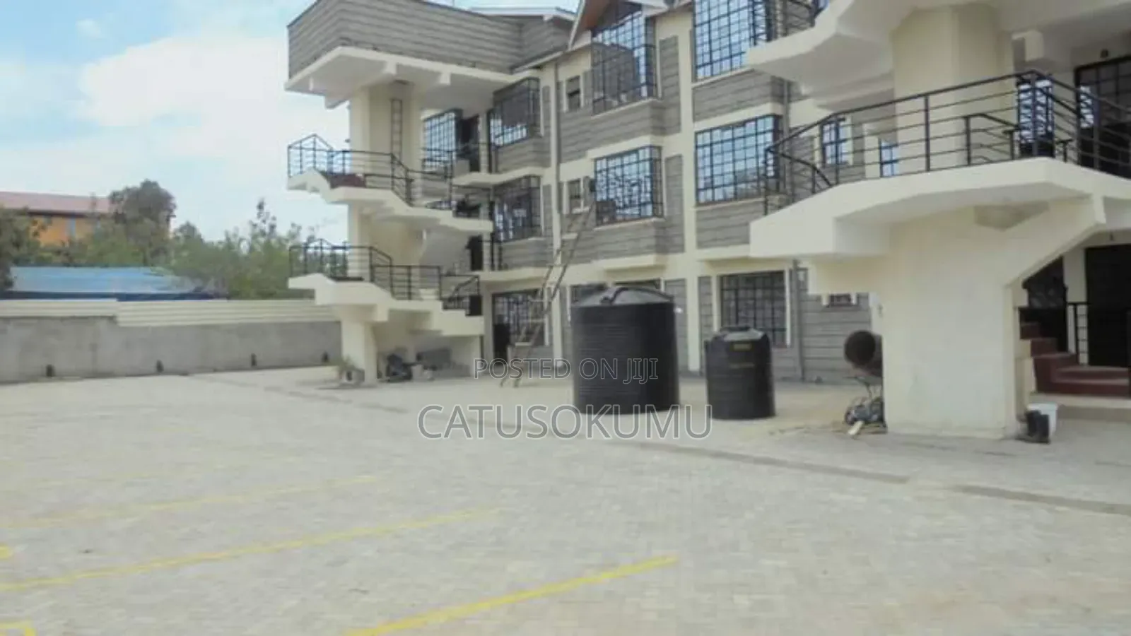 Mini Flat in Gateway Mall Area for rent