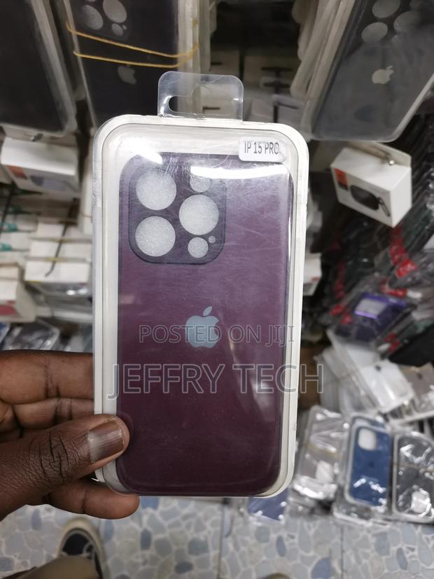 Deep Purple Camera Safe Mirror Case for Apple iPhone 15 Pro - main view